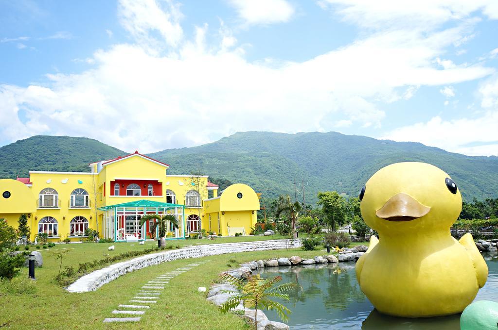 依比鴨鴨水岸會館 Ducking House Bed and Breakfast Ruisui Exteriör bild