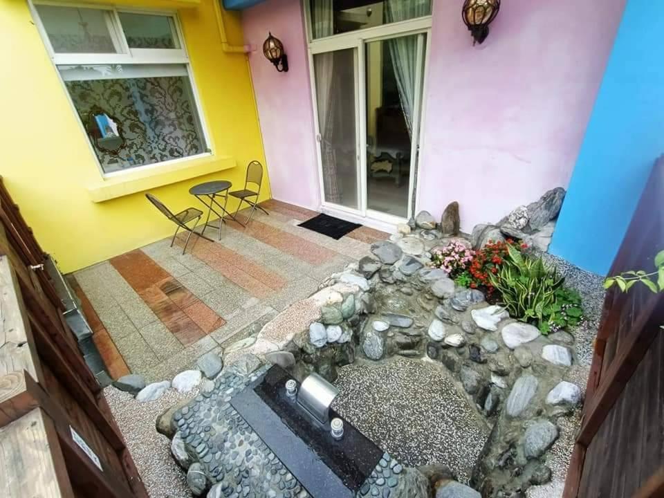 依比鴨鴨水岸會館 Ducking House Bed and Breakfast Ruisui Exteriör bild